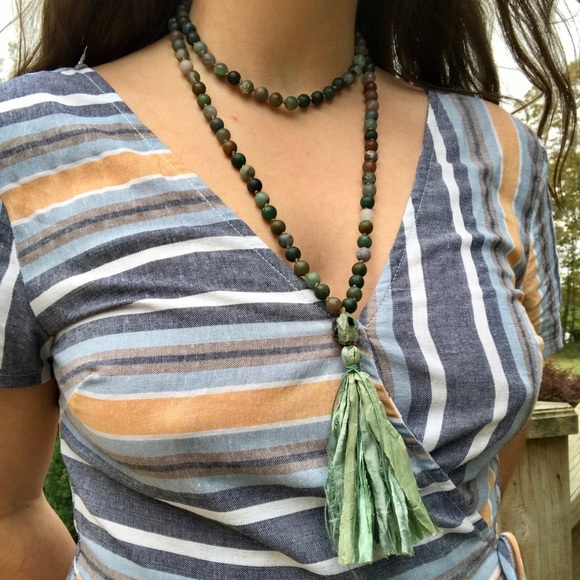 Handmade 108 Bead Healing Mala Necklace - Picture 2 of 8